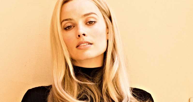 First look image of Margot Robbie arrived in Upon a Time in Hollywood